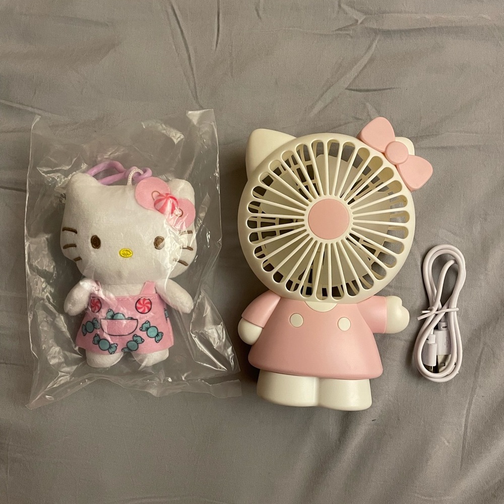 Hello Kitty Fan & Plush Key Chain